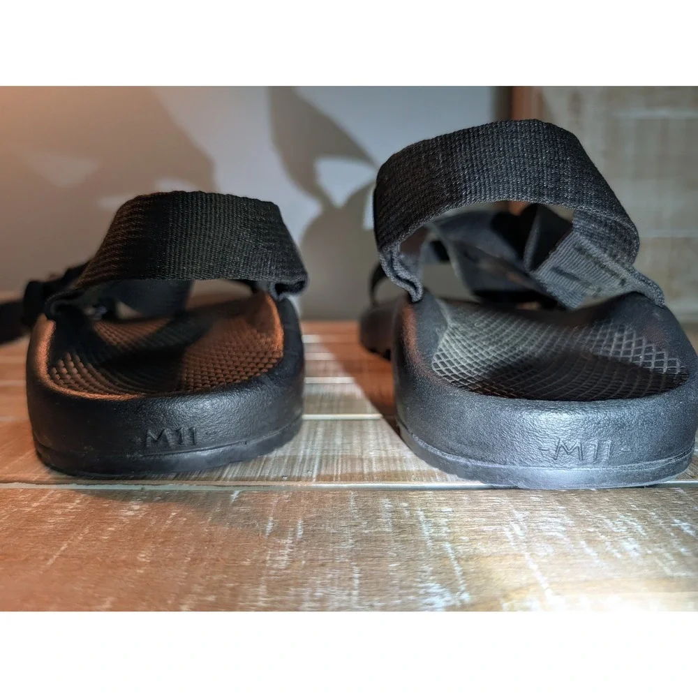 Chaco Z1 Classic Mens Sandals Black Athletic Hiking Water Shoes Size M11